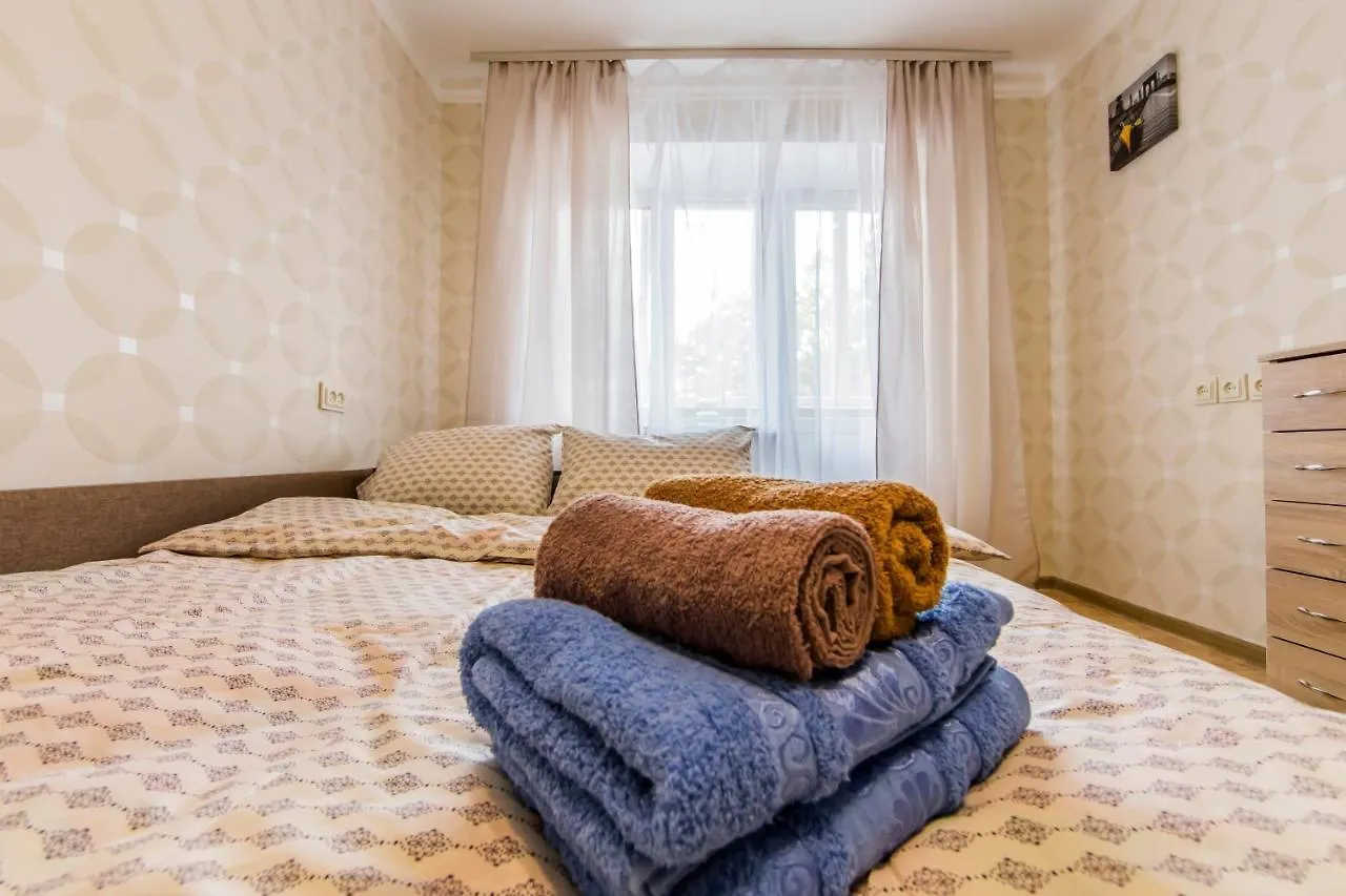 Apartment Near Zhitomirskaya Metro Station, Nikolay Krasnova Street 基輔 0*,  乌克兰